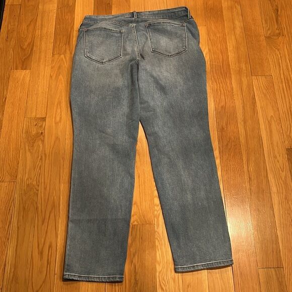 OLD navy power slim straight high rise jeans size 16. - Picture 5 of 6